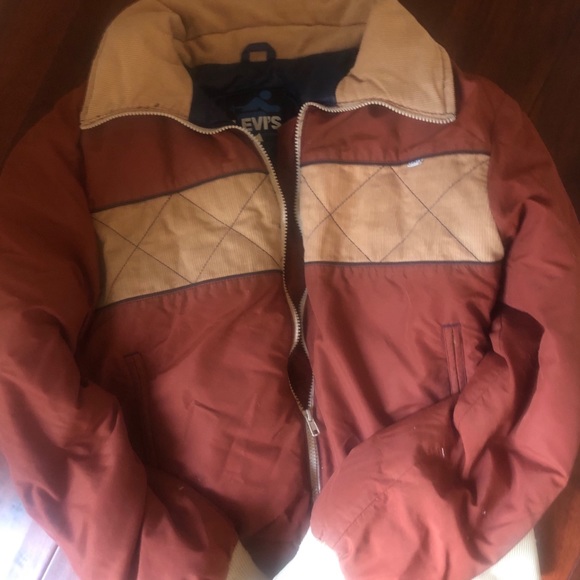 Womens vintage Levi’s jacket - Picture 2 of 2